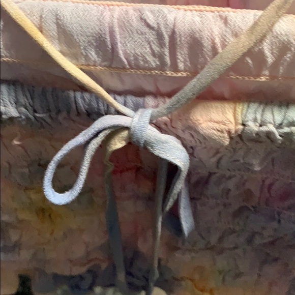 Top - Picture 3 of 6